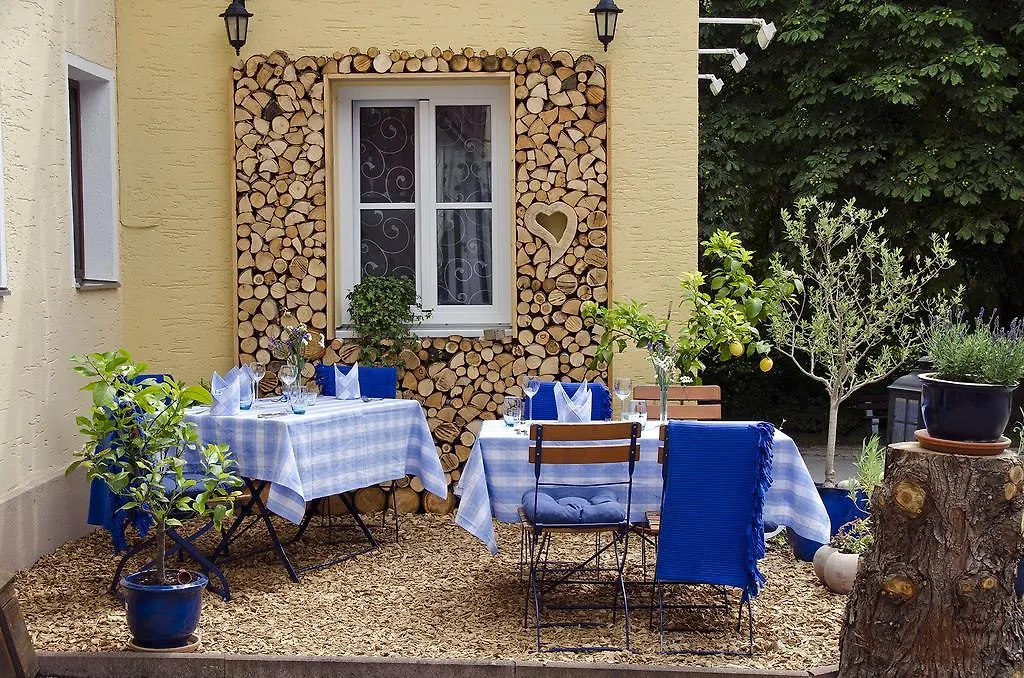 *** Guest house Landhaus Lebert Restaurant Windelsbach Germany